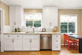 Single Family Residence, 14060 Chandler blvd, Sherman Oaks, CA 91401 - 9