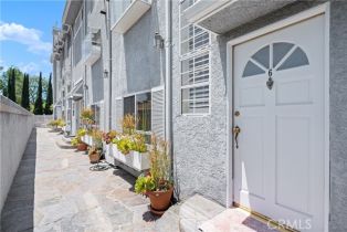 Condominium, 14853 Hartsook st, Sherman Oaks, CA 91403 - 22