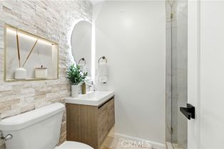 Single Family Residence, 13021 Killion st, Sherman Oaks, CA 91401 - 10