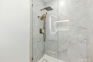 Single Family Residence, 13021 Killion st, Sherman Oaks, CA 91401 - 11