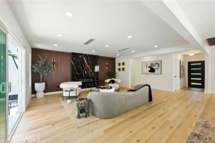 Single Family Residence, 13021 Killion st, Sherman Oaks, CA 91401 - 2