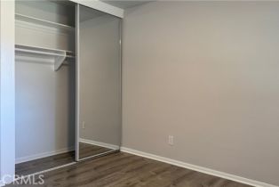 Single Family Residence, 10523 Hayvenhurst ave, Granada Hills, CA 91344 - 17