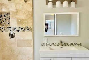 Single Family Residence, 15283 Valley Vista blvd, Sherman Oaks, CA 91403 - 7