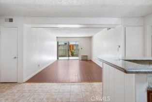 Condominium, 18620 Hatteras st, Tarzana, CA 91356 - 3
