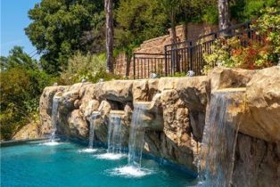 Single Family Residence, 24410 Mulholland, Calabasas, CA 91302 - 3