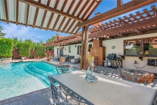 Single Family Residence, 9939 Hanna ave, Chatsworth, CA 91311 - 41