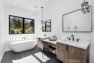 Single Family Residence, 14602 Morrison st, Sherman Oaks, CA 91403 - 12