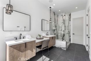 Single Family Residence, 14602 Morrison st, Sherman Oaks, CA 91403 - 13