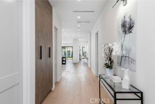 Single Family Residence, 14602 Morrison st, Sherman Oaks, CA 91403 - 24