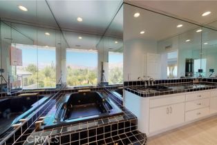 Single Family Residence, 22500 Summit Ridge cir, Chatsworth, CA 91311 - 34