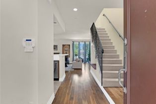 Condominium, 5753 White Oak ave, Encino, CA 91316 - 3