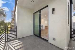 Townhouse, 14525 Weddington st, Sherman Oaks, CA 91411 - 12