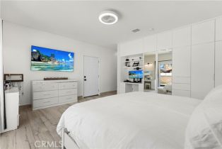 Single Family Residence, 5030 Newcastle ave, Encino, CA 91316 - 6