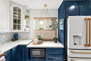 Condominium, 9403 Via Yolanda, Burbank, CA 91504 - 13