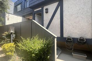 Townhouse, 18550 Hatteras st, Tarzana, CA 91356 - 3