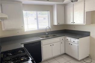 Townhouse, 18550 Hatteras st, Tarzana, CA 91356 - 6