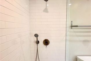 Single Family Residence, 17223 Kingsbury st, Granada Hills, CA 91344 - 29