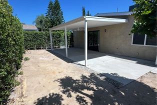 Single Family Residence, 17223 Kingsbury st, Granada Hills, CA 91344 - 35