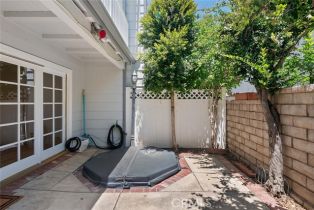Townhouse, 18850 Hatteras st, Tarzana, CA 91356 - 17