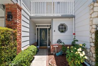 Townhouse, 18850 Hatteras st, Tarzana, CA 91356 - 2