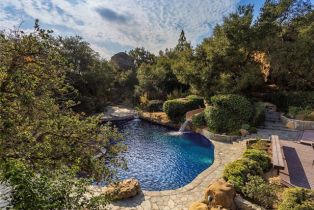 Single Family Residence, 11485 Awenita ct, Chatsworth, CA 91311 - 39