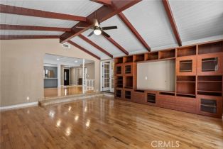 Single Family Residence, 15711 Hiawatha st, Granada Hills, CA 91344 - 19