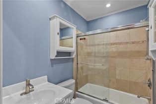 Single Family Residence, 15711 Hiawatha st, Granada Hills, CA 91344 - 24