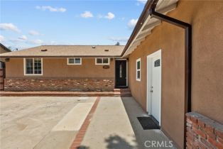 Single Family Residence, 15711 Hiawatha st, Granada Hills, CA 91344 - 44