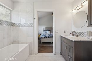 Single Family Residence, 24311 Sylvan Glen rd, Calabasas, CA 91302 - 17