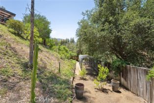 Single Family Residence, 24311 Sylvan Glen rd, Calabasas, CA 91302 - 34