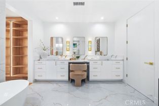 Single Family Residence, 5945 Hesperia ave, Encino, CA 91316 - 13