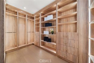 Single Family Residence, 5945 Hesperia ave, Encino, CA 91316 - 14