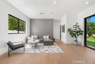 Single Family Residence, 5945 Hesperia ave, Encino, CA 91316 - 22