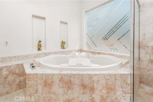 Single Family Residence, 5206 Topeka dr, Tarzana, CA 91356 - 25