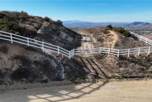 , 40955 Via View, Temecula, CA 92592 - 8