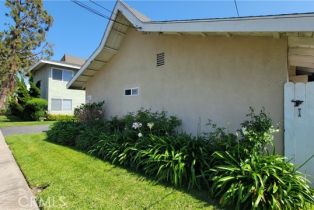 Residential Income, 728 Clay ave, Huntington Beach, CA 92648 - 4