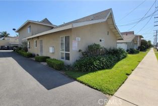 Residential Income, 728 Clay AVE, Huntington Beach, CA  Huntington Beach, CA 92648