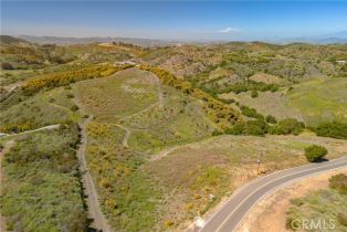 , 2 La Cruz dr, Temecula, CA 92590 - 5