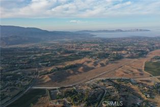 , 39682 Via Cacho, Temecula, CA 92592 - 3