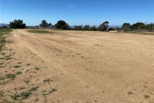 , 39682 Via Cacho, Temecula, CA 92592 - 42