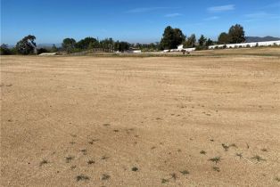 , 39682 Via Cacho, Temecula, CA 92592 - 46