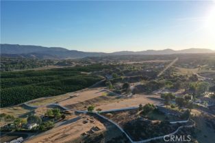 , 39682 Via Cacho, Temecula, CA 92592 - 70