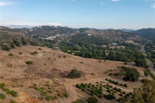 , 1 Calle Capistrano, Temecula, CA 92590 - 6