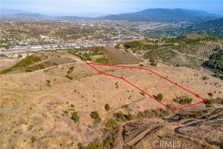 , 8 Camino Gatillo, Temecula, CA 92590 - 4