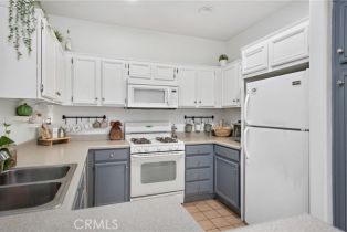 Condominium, 26390 Arboretum way, Murrieta, CA 92563 - 11