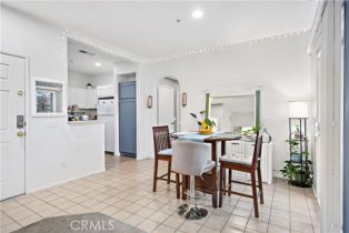 Condominium, 26390 Arboretum way, Murrieta, CA 92563 - 5