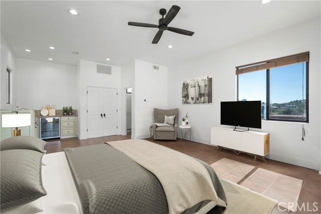 , 37700 Calle De Lobo, Murrieta, CA 92562 - 1