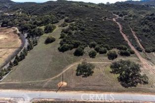 , 1234 Tenaja Road, Murrieta, CA 92562 - 5