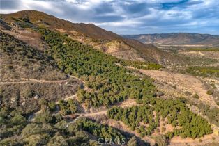 , 48 Pauma Ridge rd, Valley Center, CA 92082 - 3