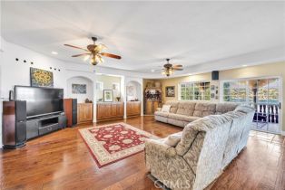 Single Family Residence, 21990 Village way, Canyon Lake, CA 92587 - 19